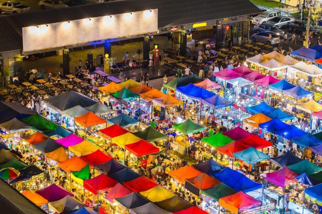 Buddy Place Bangkok Exteriör bild